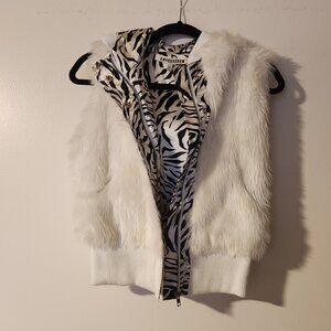 White Fur Sleeveless Hooded Jacket Size Medium